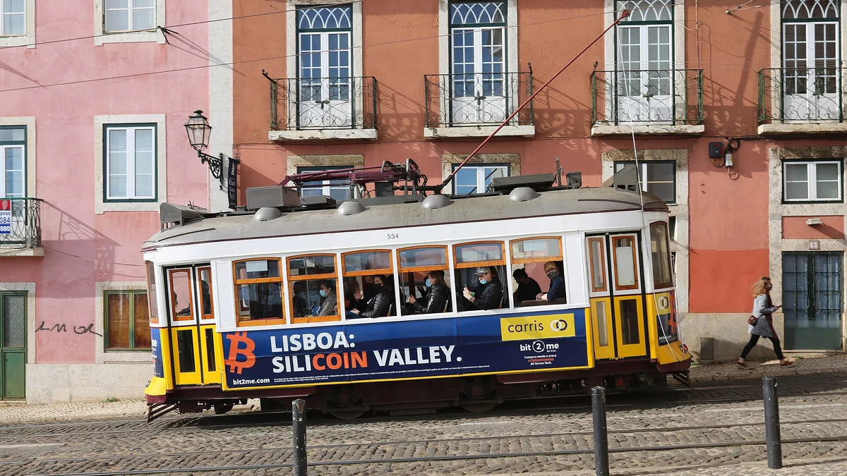 Tram in Lisbon's Alfama district at Largo Santa Luzia
