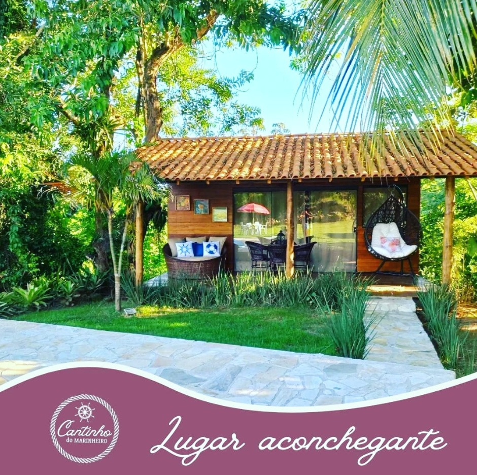 Cantinho do Marinheiro — three-chalet property above the Paraty bay