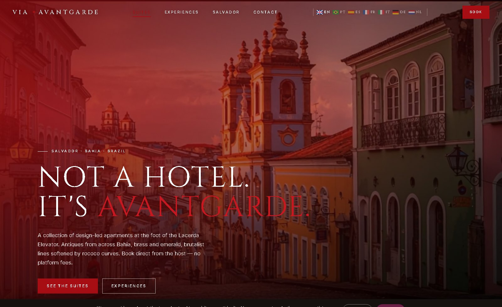 Via Avantgarde homepage — boutique suites at the foot of the Lacerda Elevator, Salvador