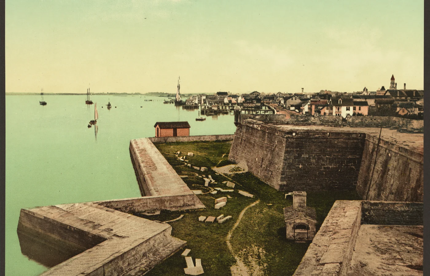 Period photochrom of the Castillo de San Marcos and St. Augustine harbor around 1898