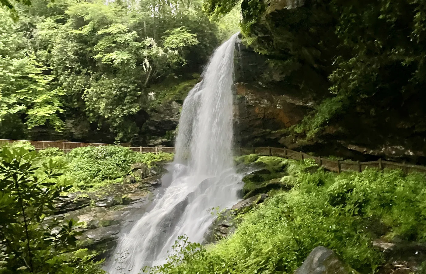 Dry Falls on the Cullasaja River gorge road below Highlands, North Carolina