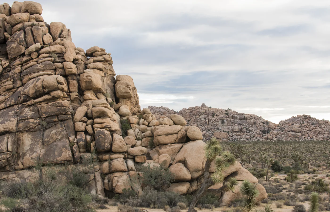 Granite boulder formations at Hidden Valley in Joshua Tree National Park