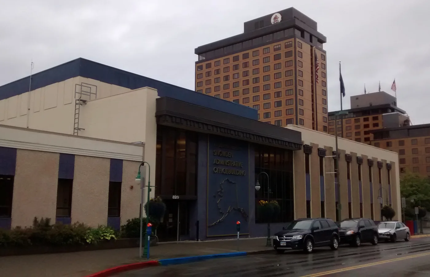 The Hotel Captain Cook towers on the Anchorage skyline, the hotel Walter Hickel opened in 1965 a year after the Good Friday earthquake