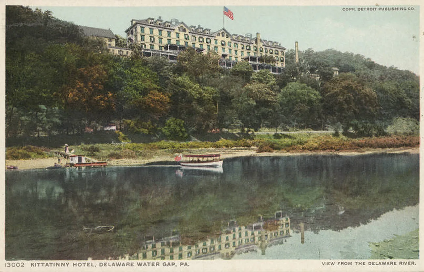 Postcard of the Kittatinny House hotel above the Delaware Water Gap in the Pocono Mountains of Pennsylvania