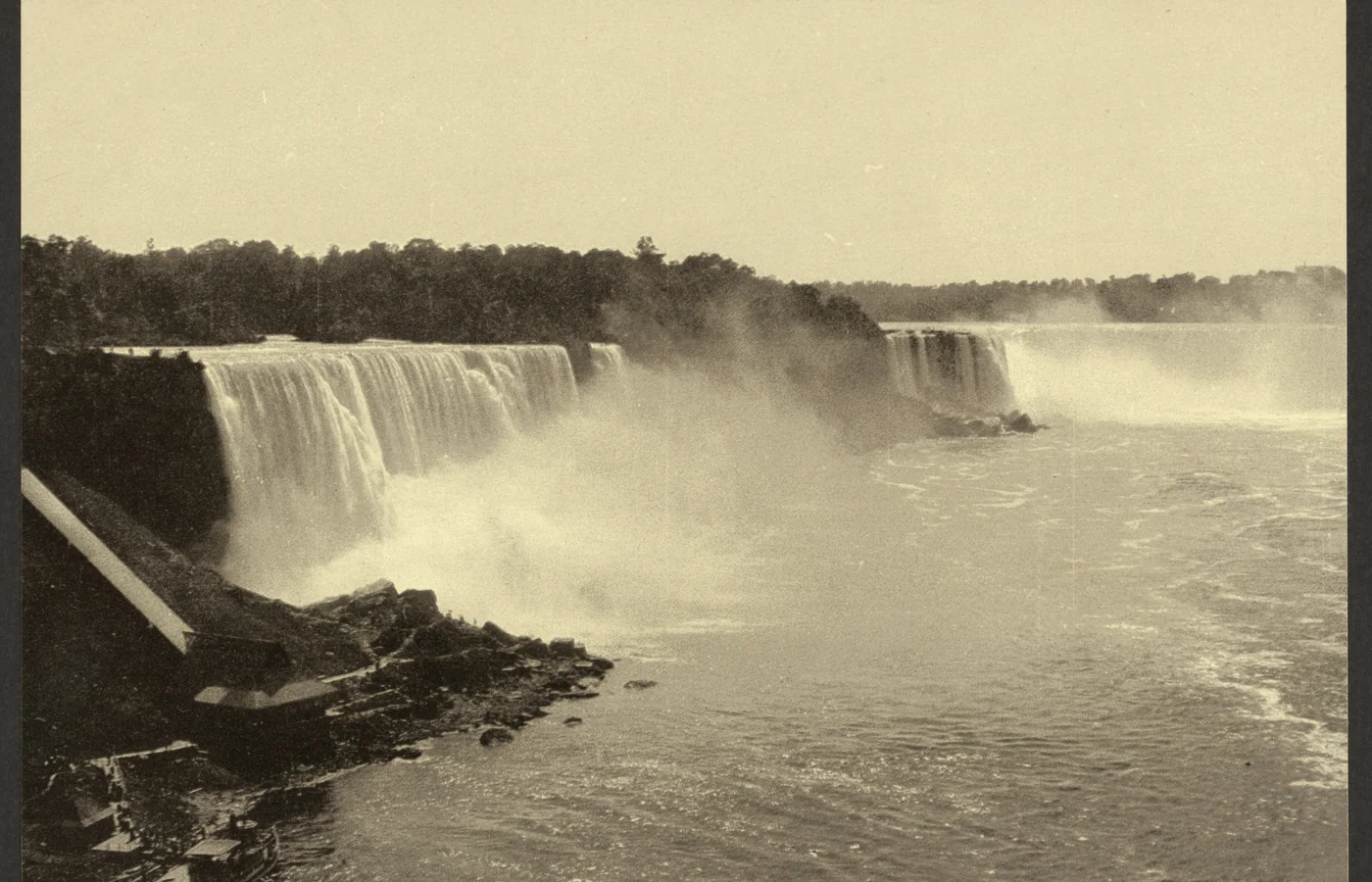 Photochrom print of Niagara Falls seen from the Steel Arch Bridge around 1900