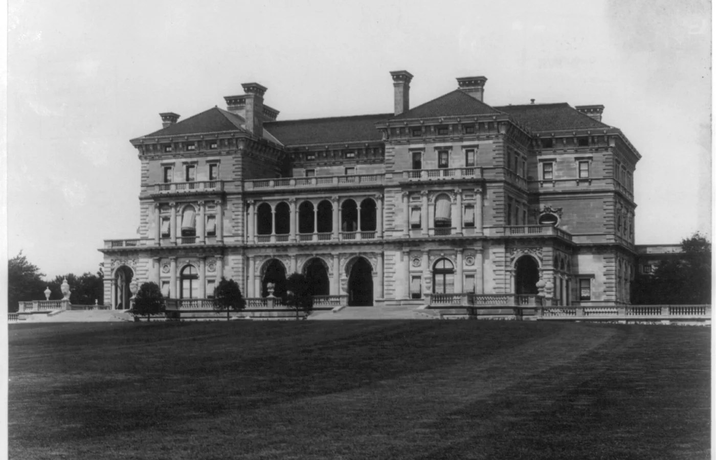 The Breakers, the Vanderbilt summer cottage at Ochre Point in Newport, Rhode Island, photographed in the early 1900s