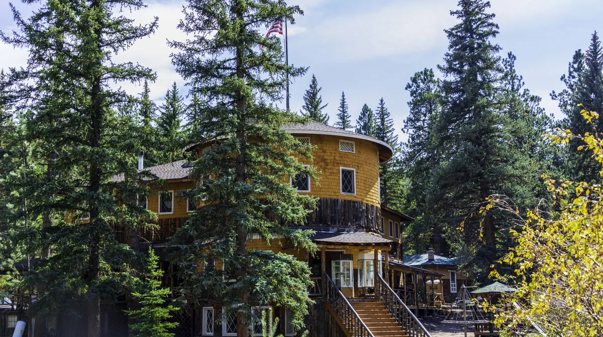 The historic Glen-Isle lodge among the pines at Bailey, Colorado