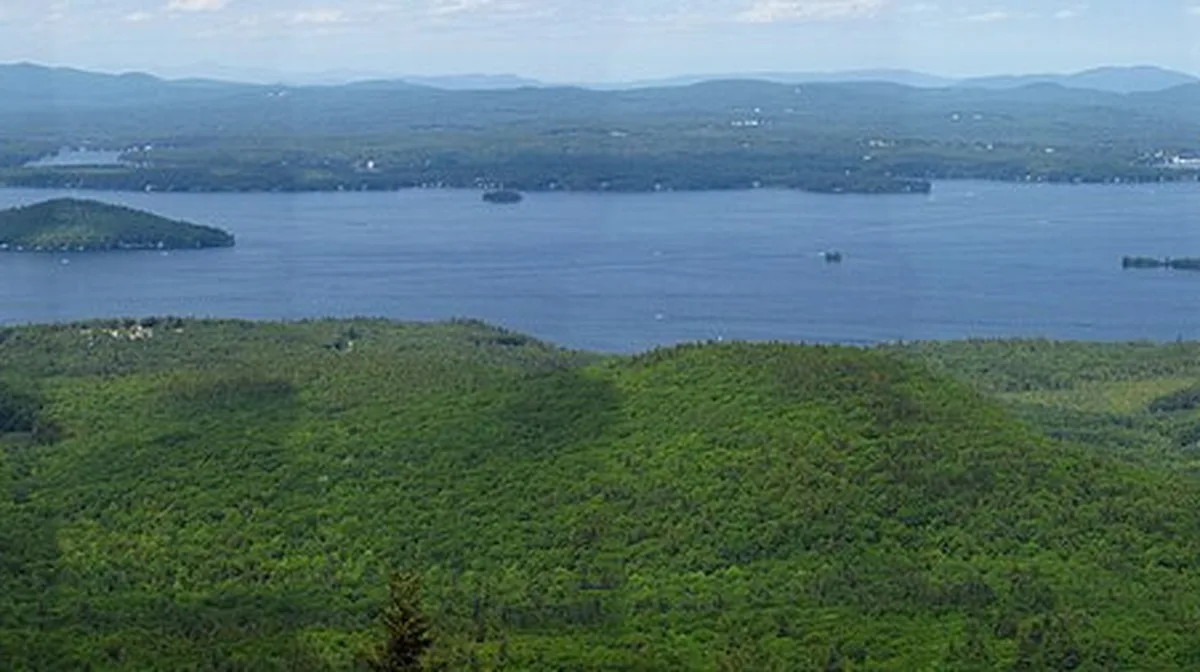 Airbnb marketing services in Lake Winnipesaukee, New Hampshire, USA
