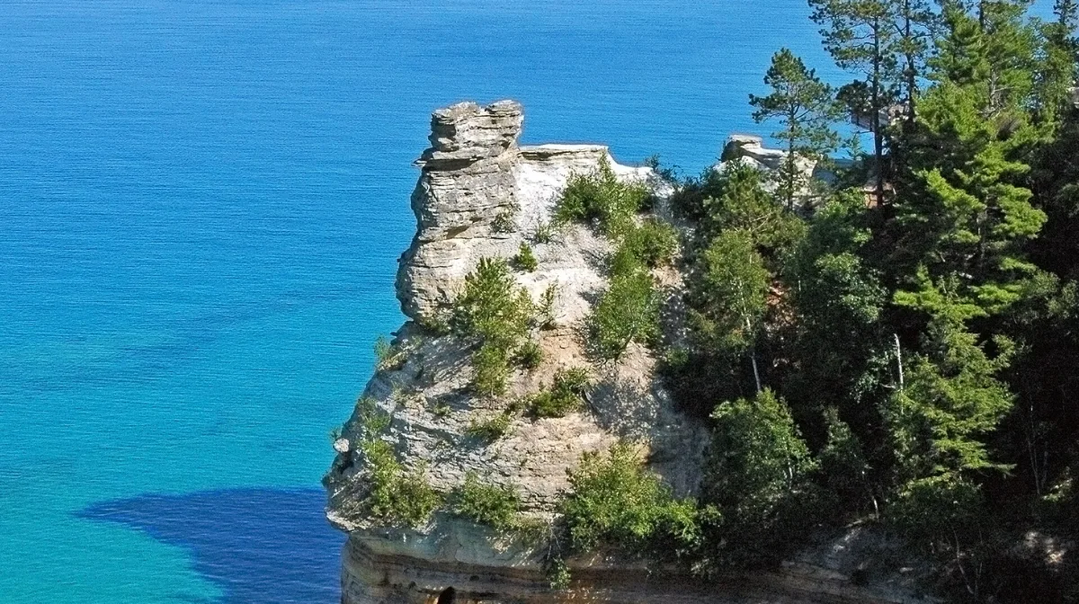 Airbnb marketing services in Munising, Michigan, USA