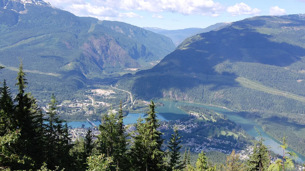Airbnb marketing services in Revelstoke, British Columbia, Canada