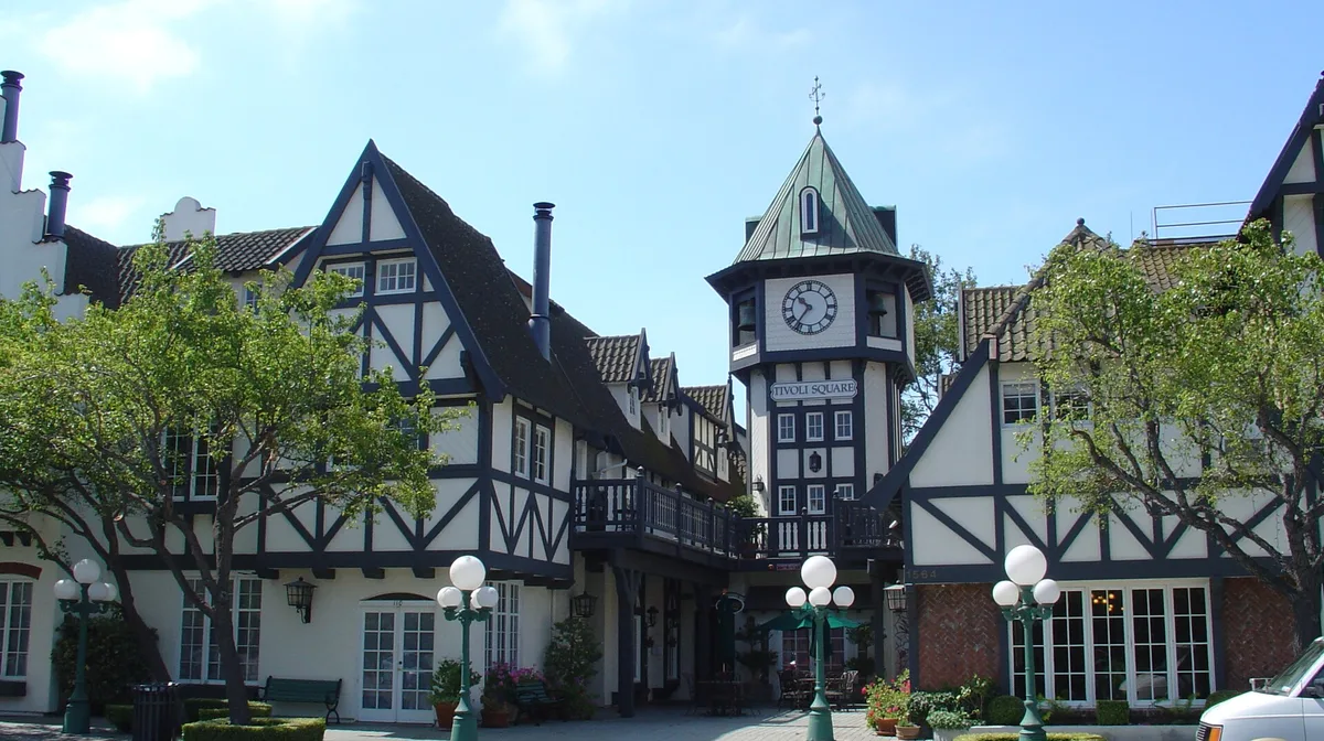 Airbnb marketing services in Solvang, California, USA