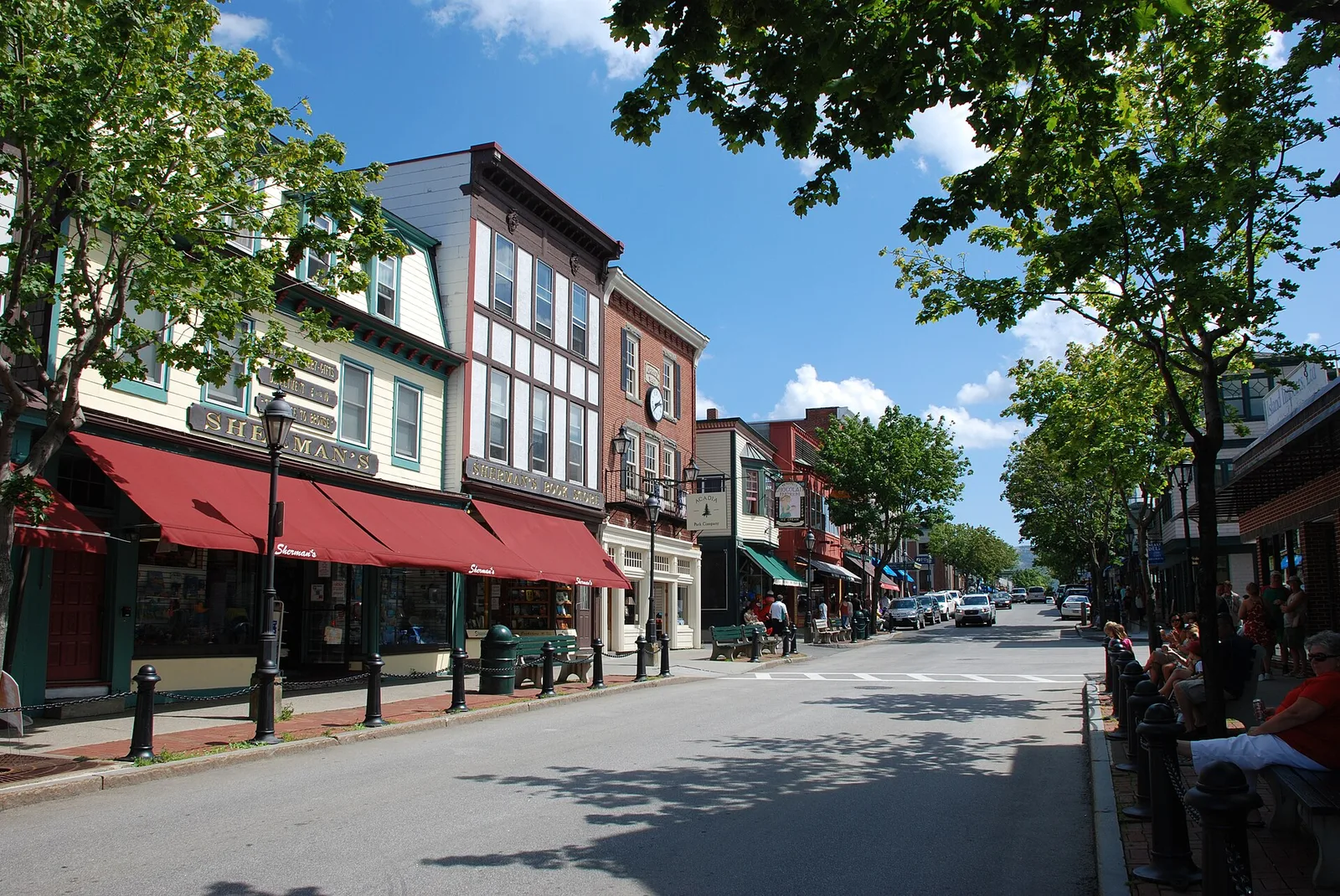 Bar Harbor Main Street DSC 0950 AD — Bar Harbor airbnb marketing