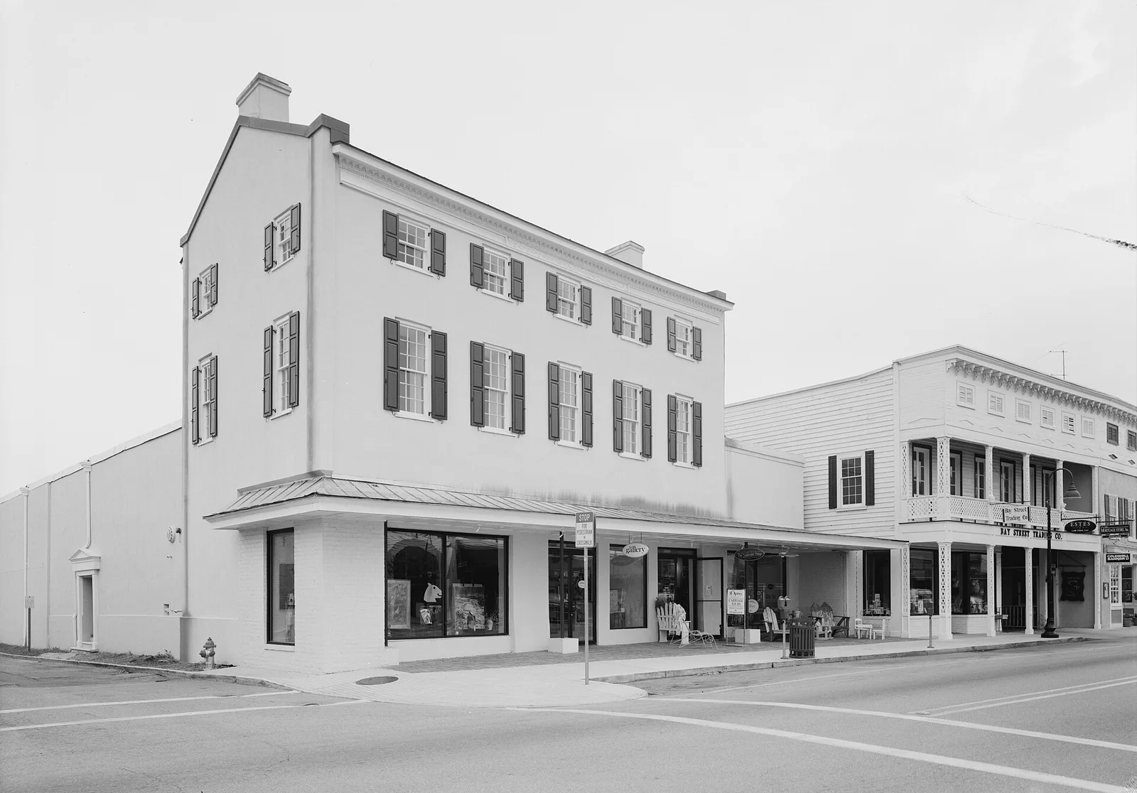 Saltus Habersham House, 802 Bay Street, — Beaufort airbnb marketing
