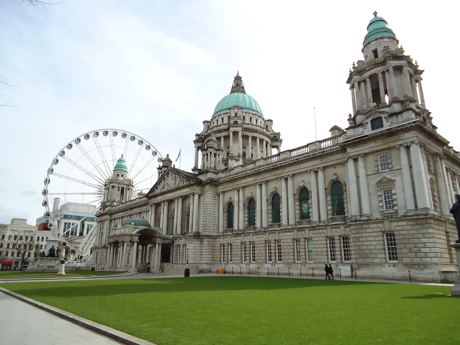 Belfast City Hall — Belfast airbnb marketing