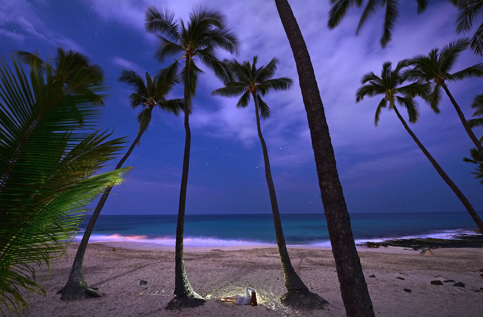 Magic Sands Hawaii Christmas — Big Island airbnb marketing