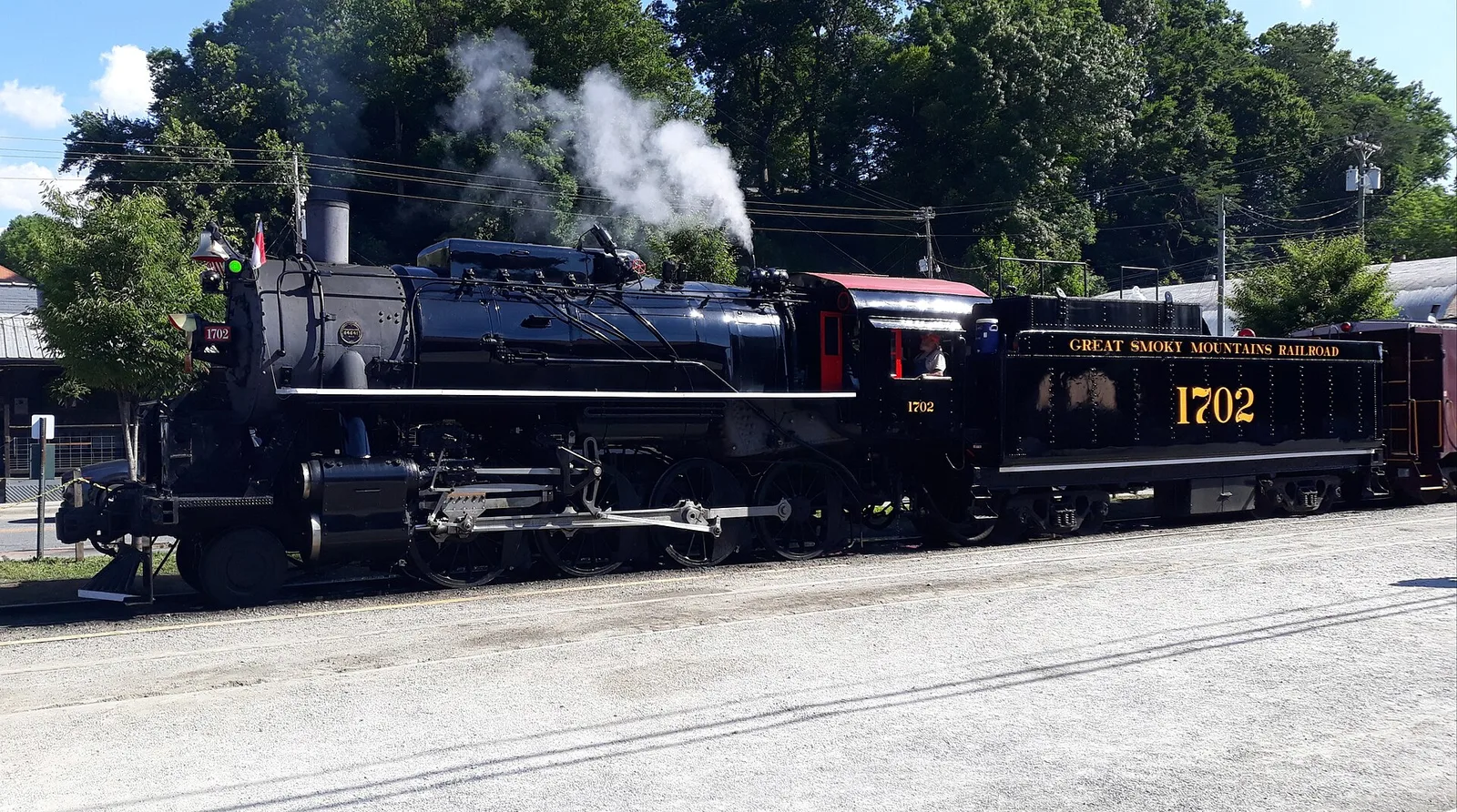 GSMR 1702 at Bryson City, NC June 18, — Bryson City airbnb marketing