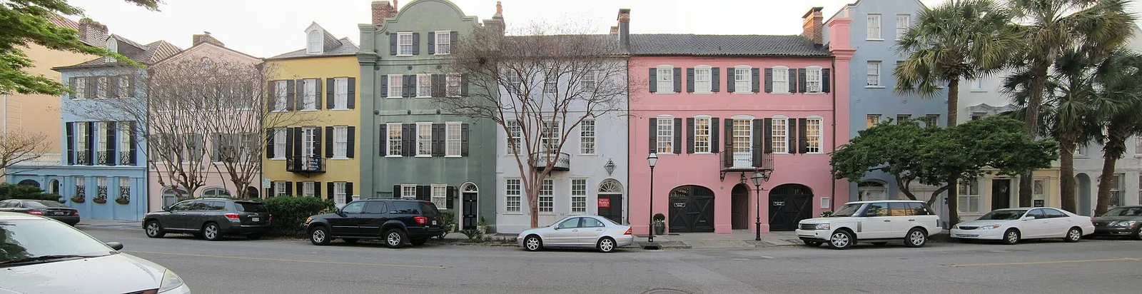 Rainbow Row Panorama — Charleston airbnb marketing