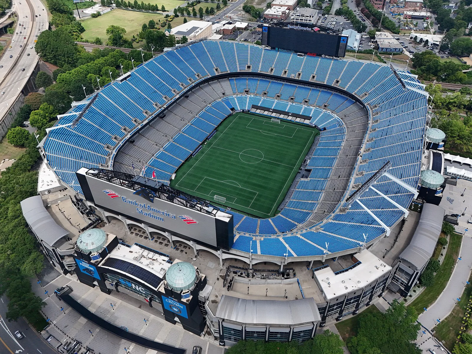 Aerial view of Bank of America Stadium in Charlotte — Charlotte airbnb marketing