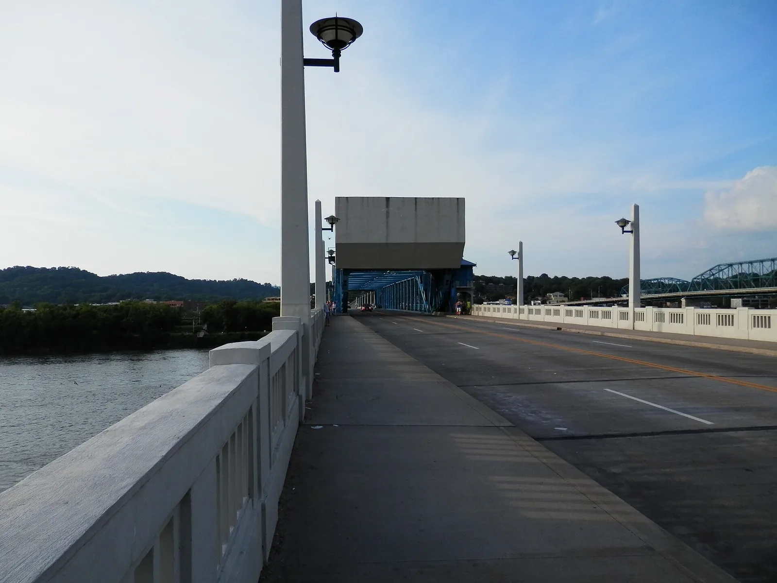 Market Street Bridge Downtown Chattanooga — Chattanooga airbnb marketing
