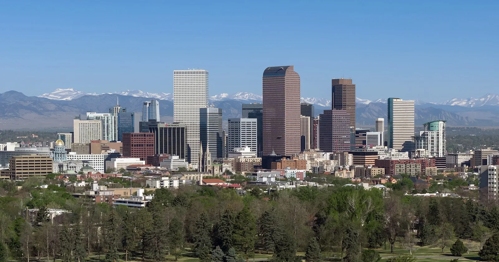Denver, Colorado skyline — Denver airbnb marketing