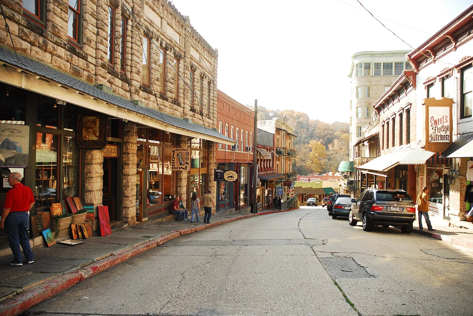 Eurekaandsuch 291 — Eureka Springs airbnb marketing