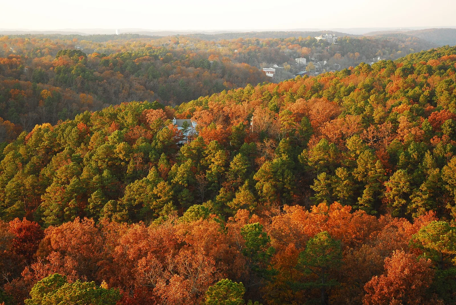 Eurekaandsuch 372 — Eureka Springs airbnb marketing