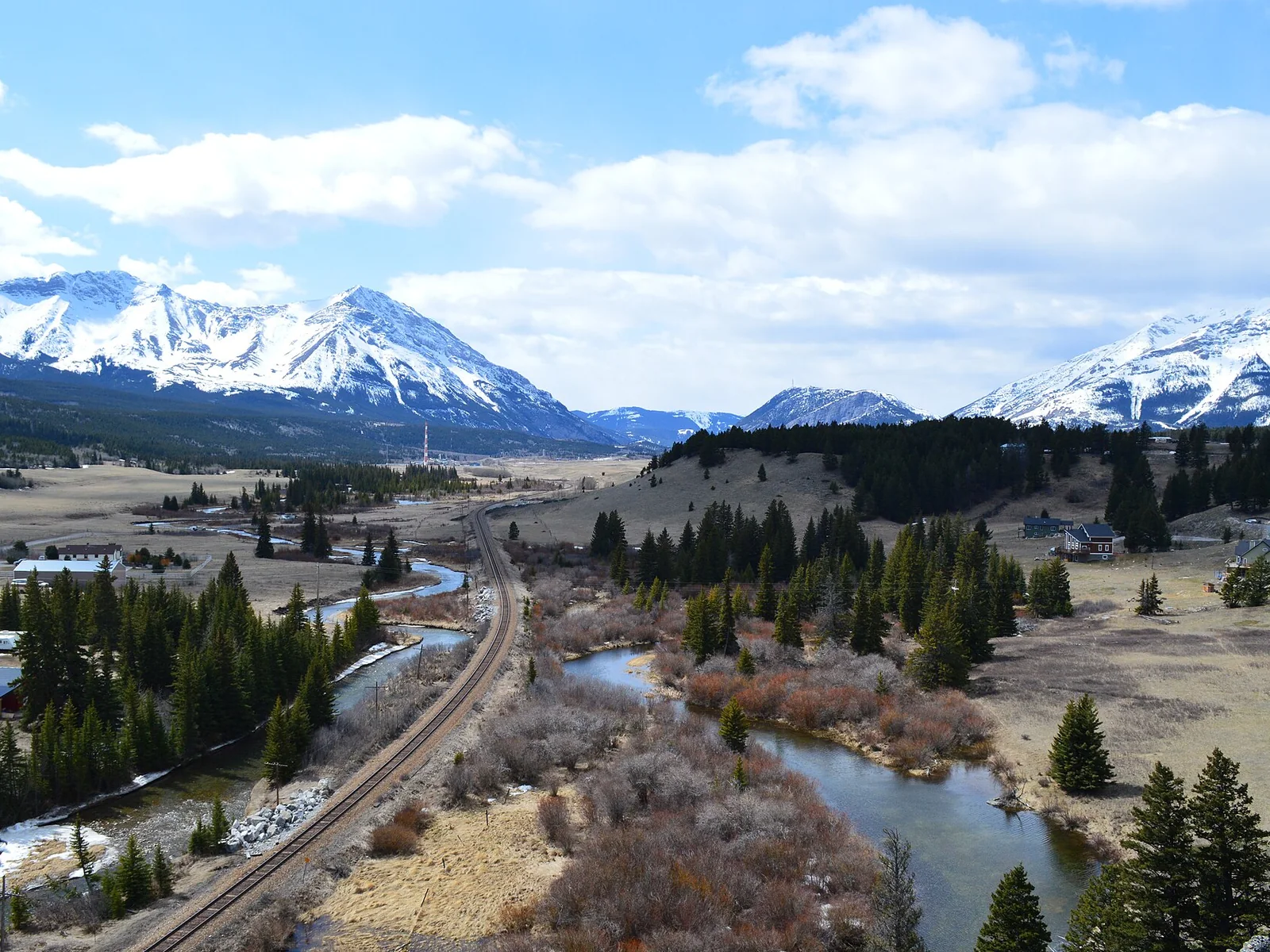 Crowsnest River — Fernie airbnb marketing