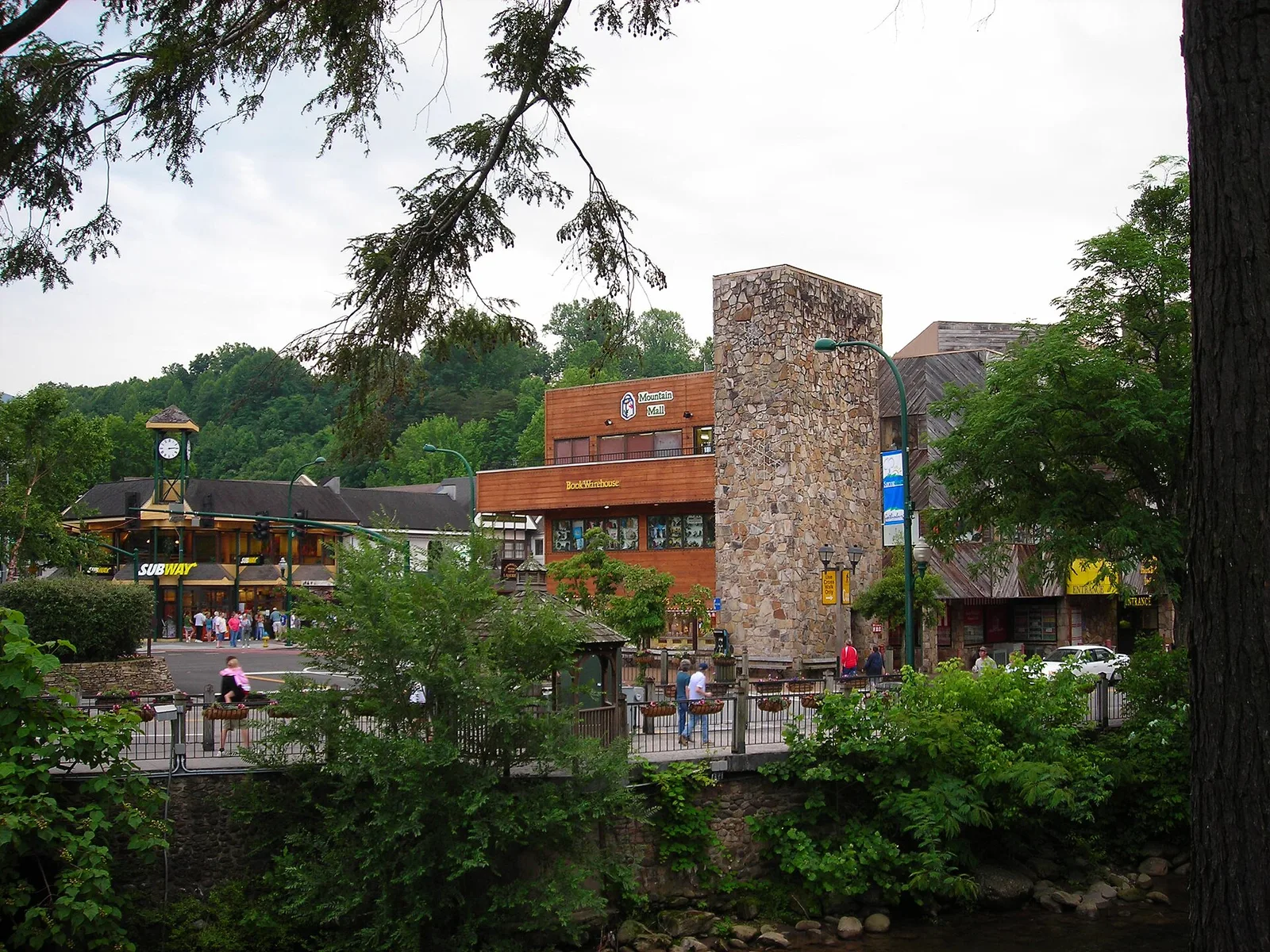 Downtown Gatlinburg From Aquarium — Gatlinburg airbnb marketing
