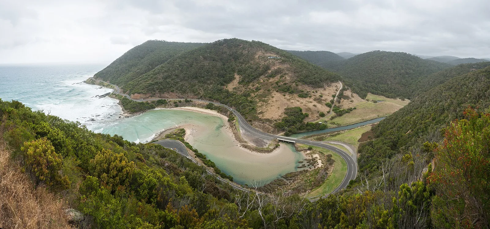 Great Ocean Road, Lorne, Australia Feb — Great Ocean Road airbnb marketing