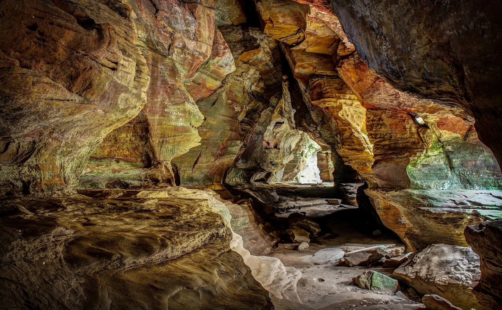 Rock house, Hocking Hills, Ohio — Hocking Hills airbnb marketing