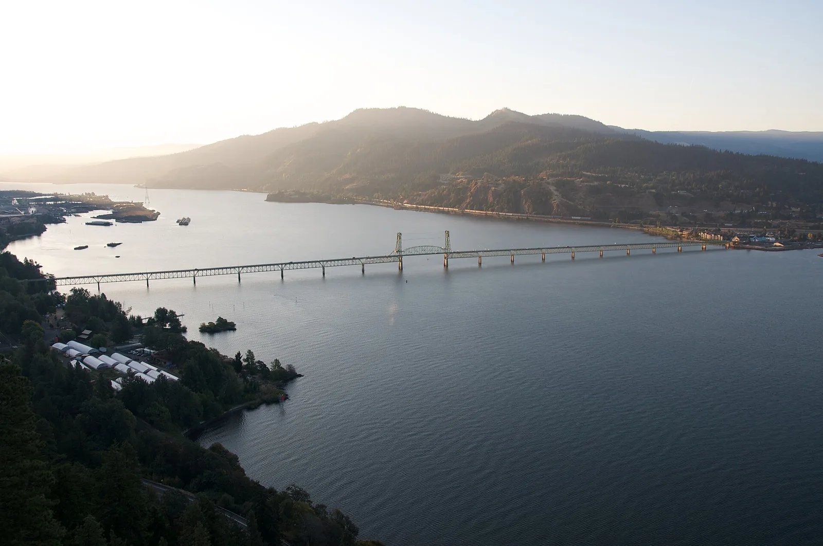 Hood River Bridge — Hood River airbnb marketing