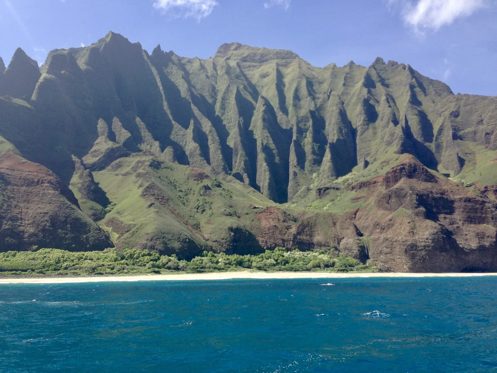 Na Pali Coast — Kauai airbnb marketing