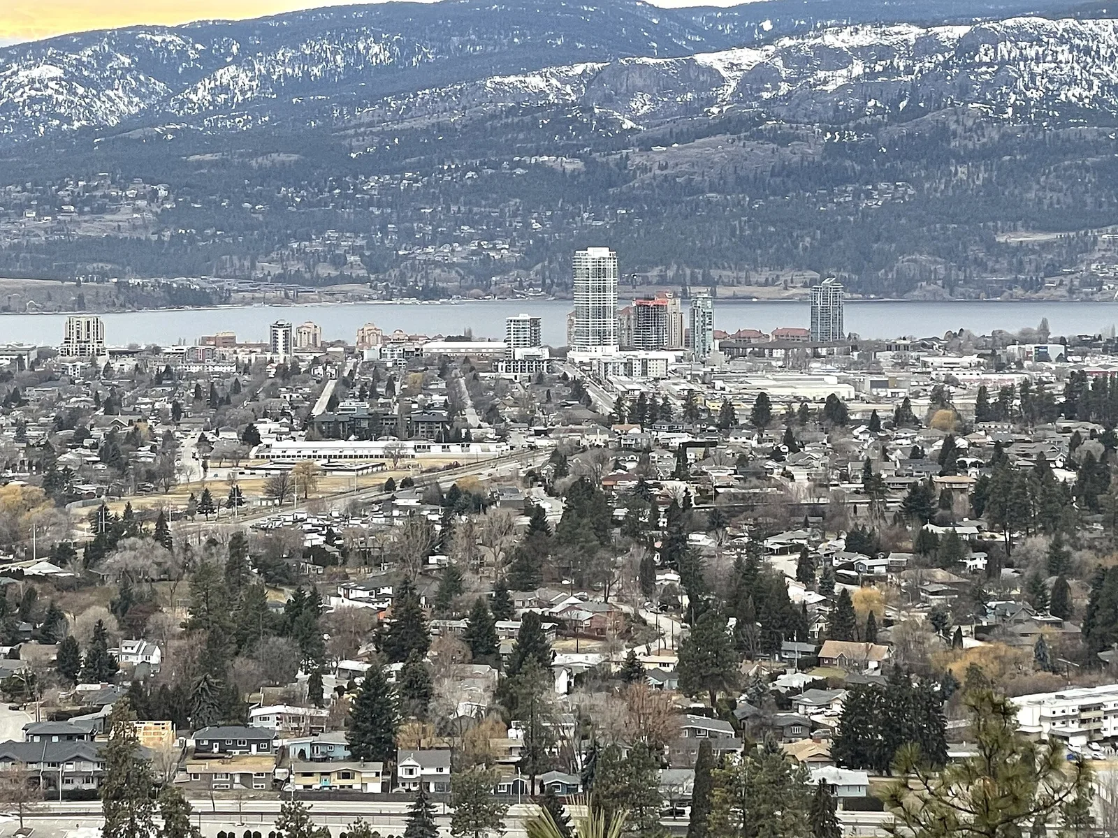 Kelowna Skyline in Feb, — Kelowna airbnb marketing