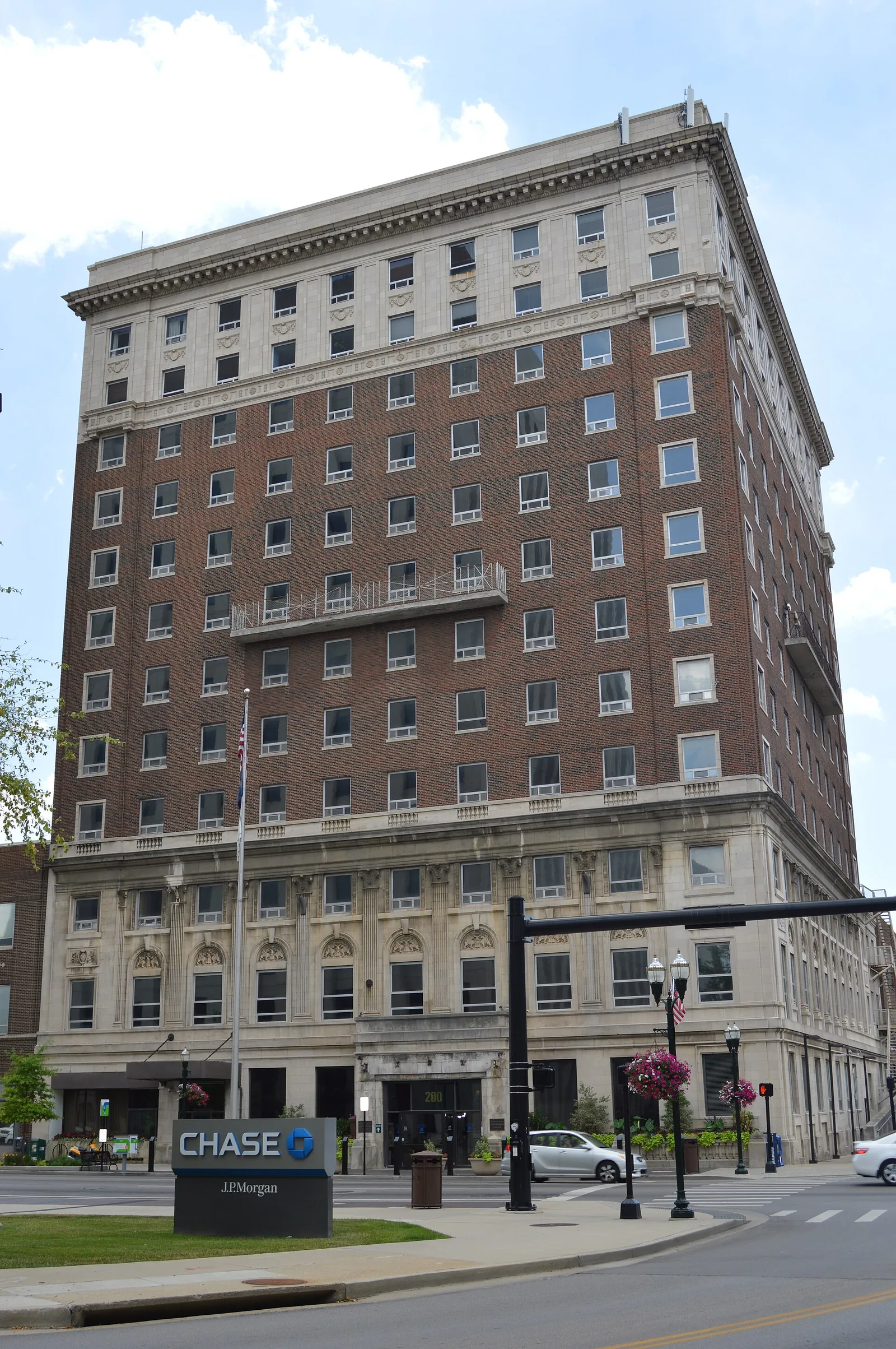 Lafayette Hotel In Lexington — Keeneland Lexington