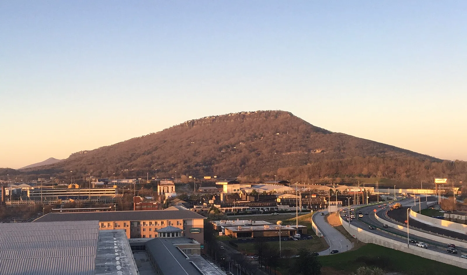 LookoutMountain — Mentone airbnb marketing
