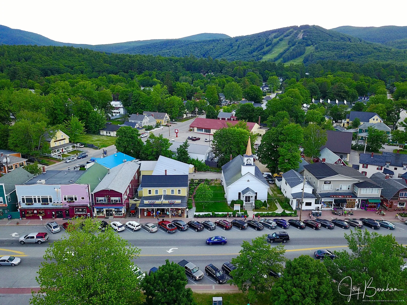 North Conway Village, New Hampshire — North Conway airbnb marketing
