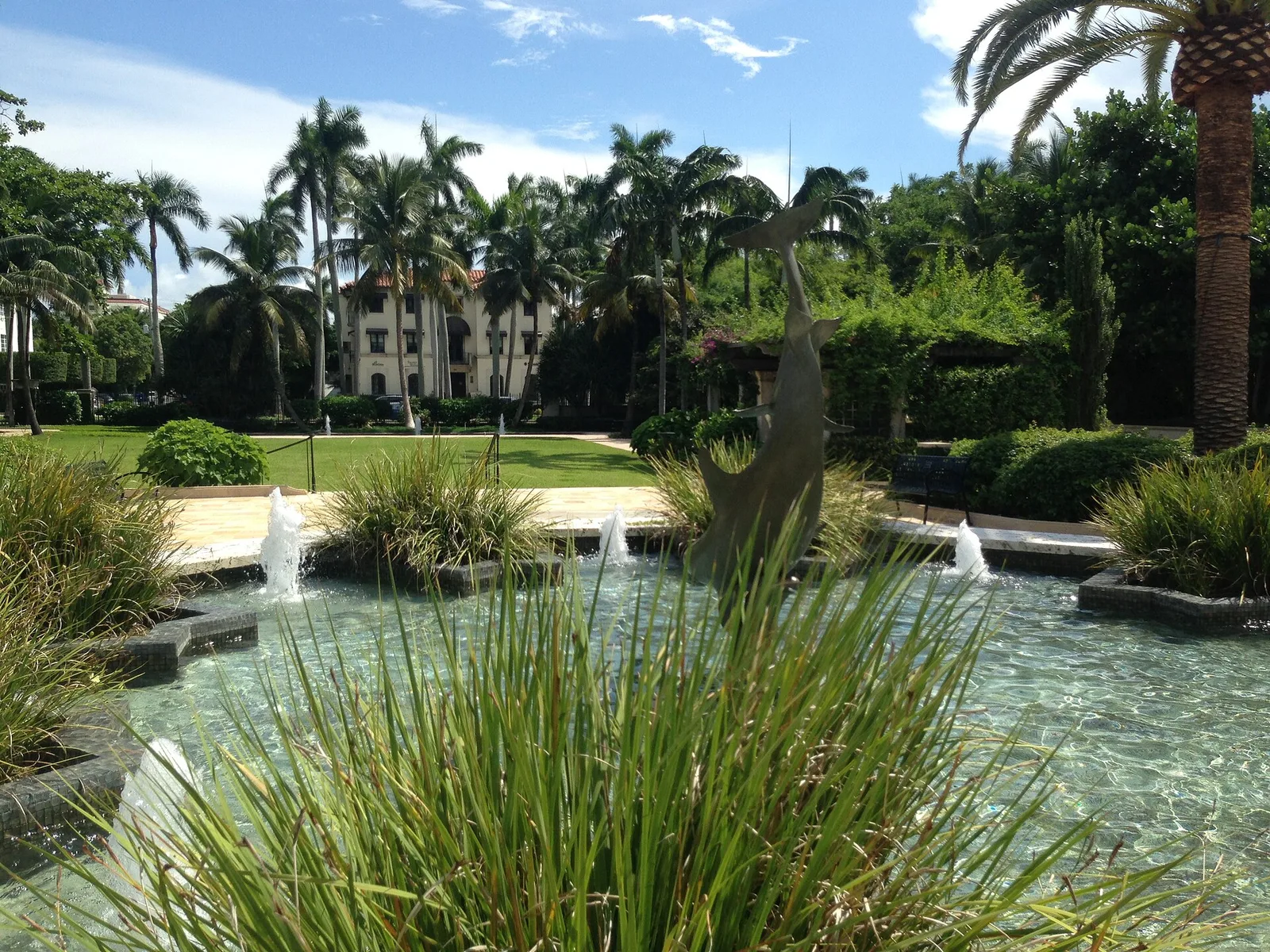 Society Of The 4 Arts Garden Palm Beach Florida — Palm Beach airbnb marketing