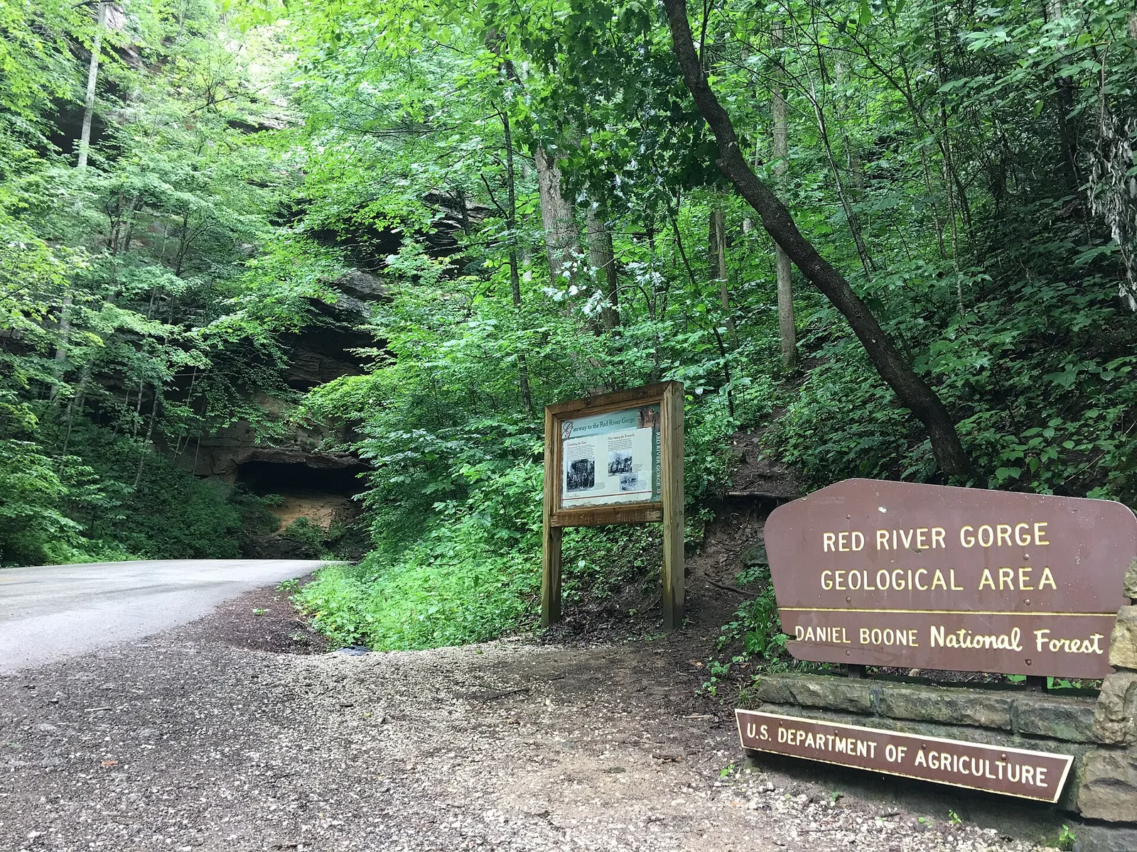 Red River Gorge Nada Tunnel — Red River Gorge airbnb marketing