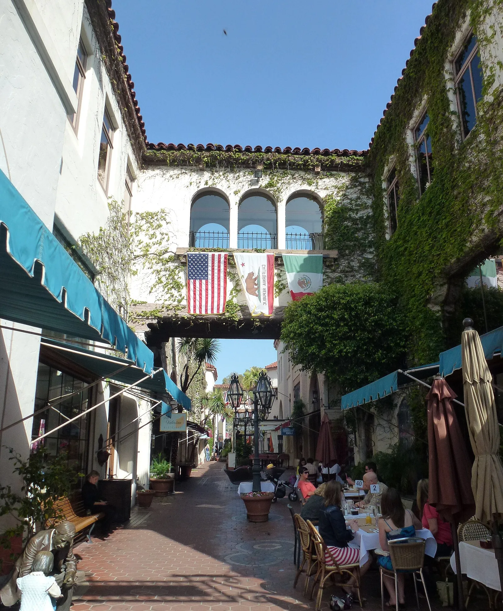 Santa Barbara Downtown — Santa Barbara airbnb marketing