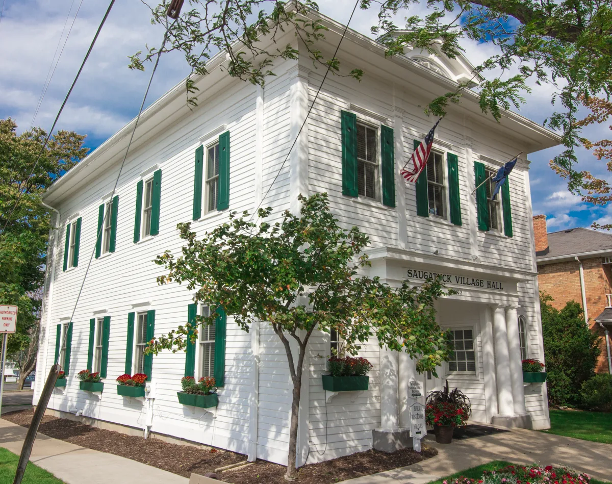 Saugatuck Engine House — Saugatuck airbnb marketing