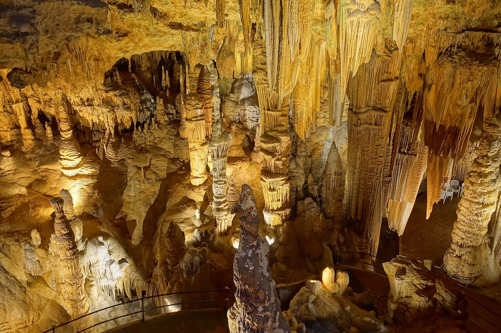 Luray Caverns — Shenandoah Valley airbnb marketing