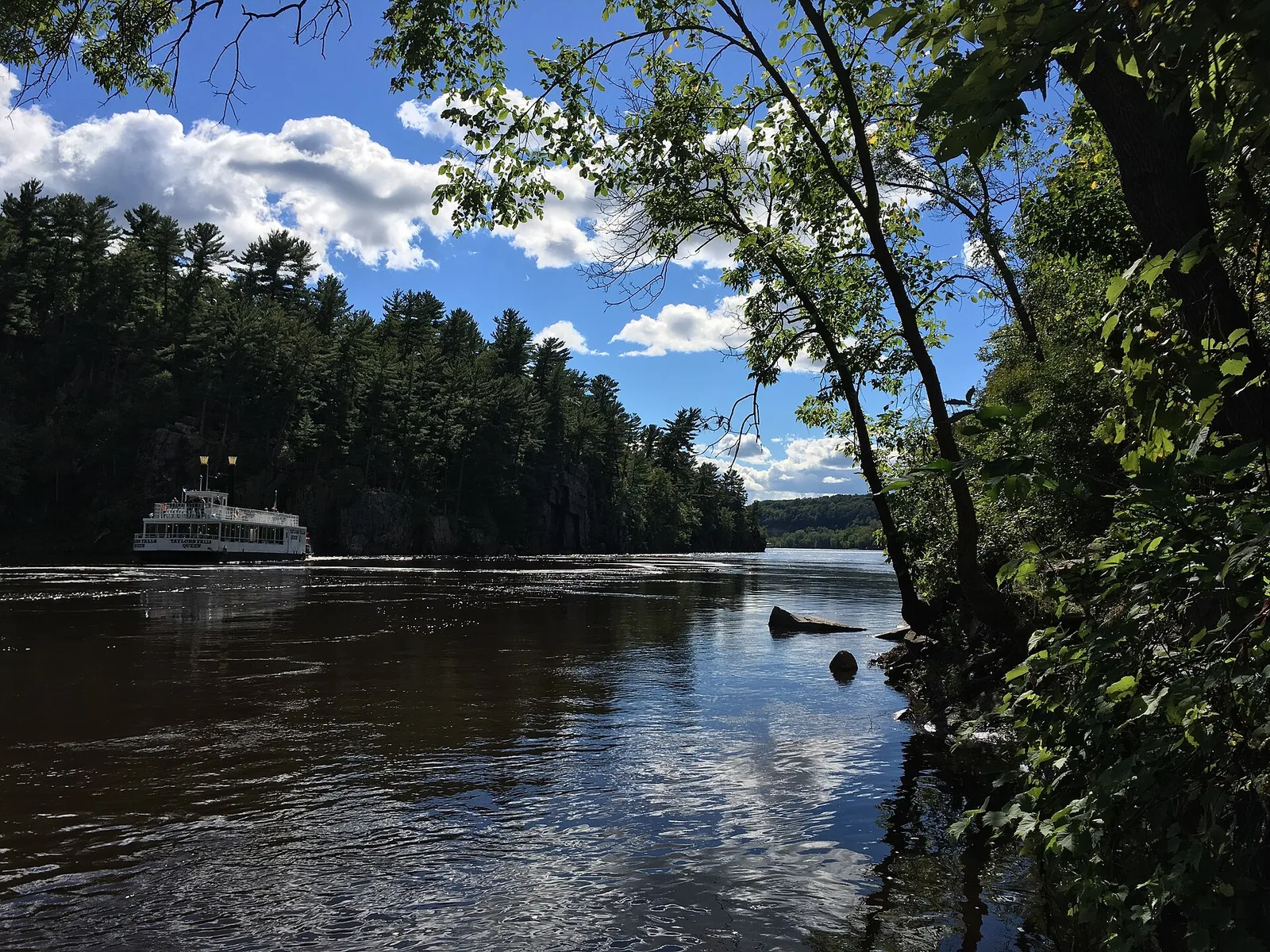 St Croix River, MN — Stillwater airbnb marketing