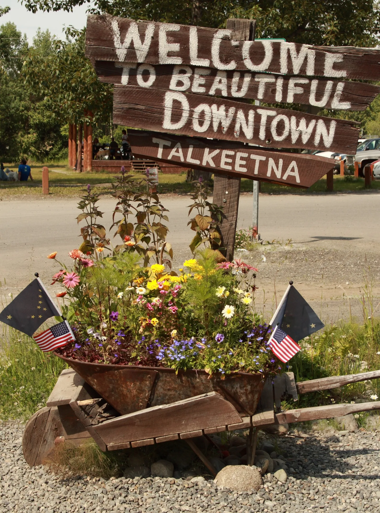 Welcome to beautiful downtown Talkeetna — Talkeetna airbnb marketing