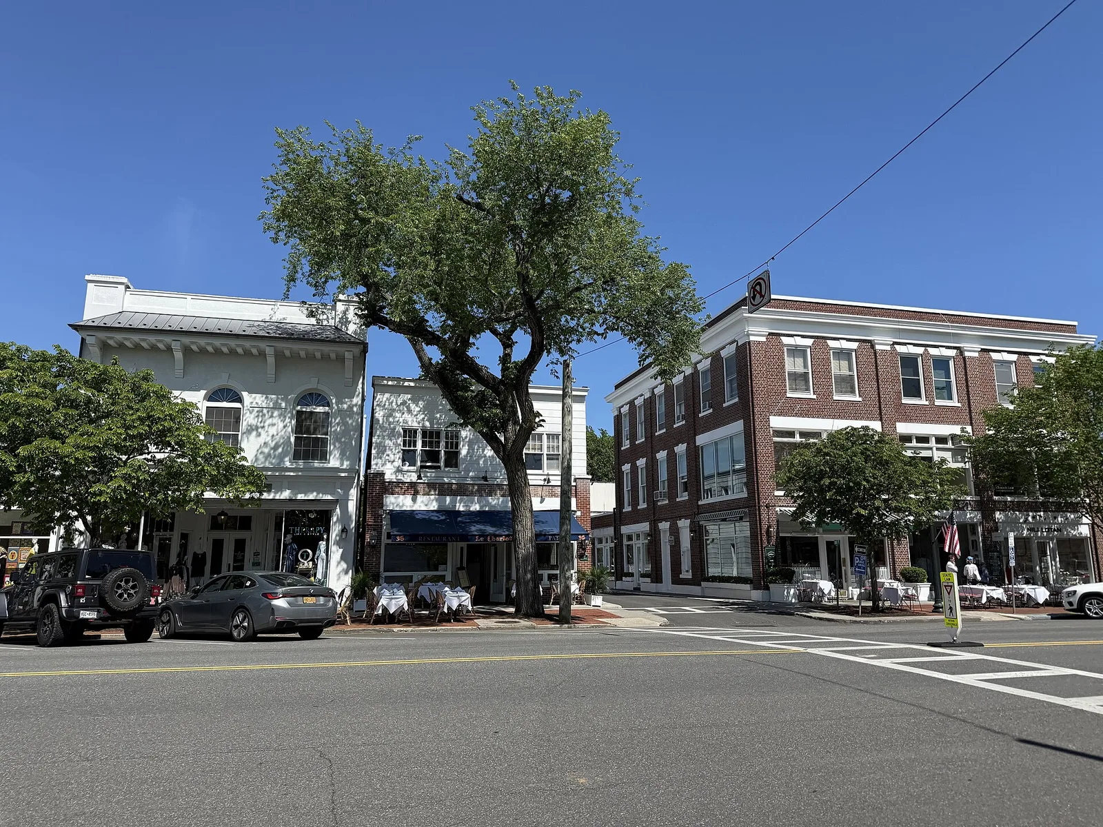 Southampton , New York — The Hamptons airbnb marketing
