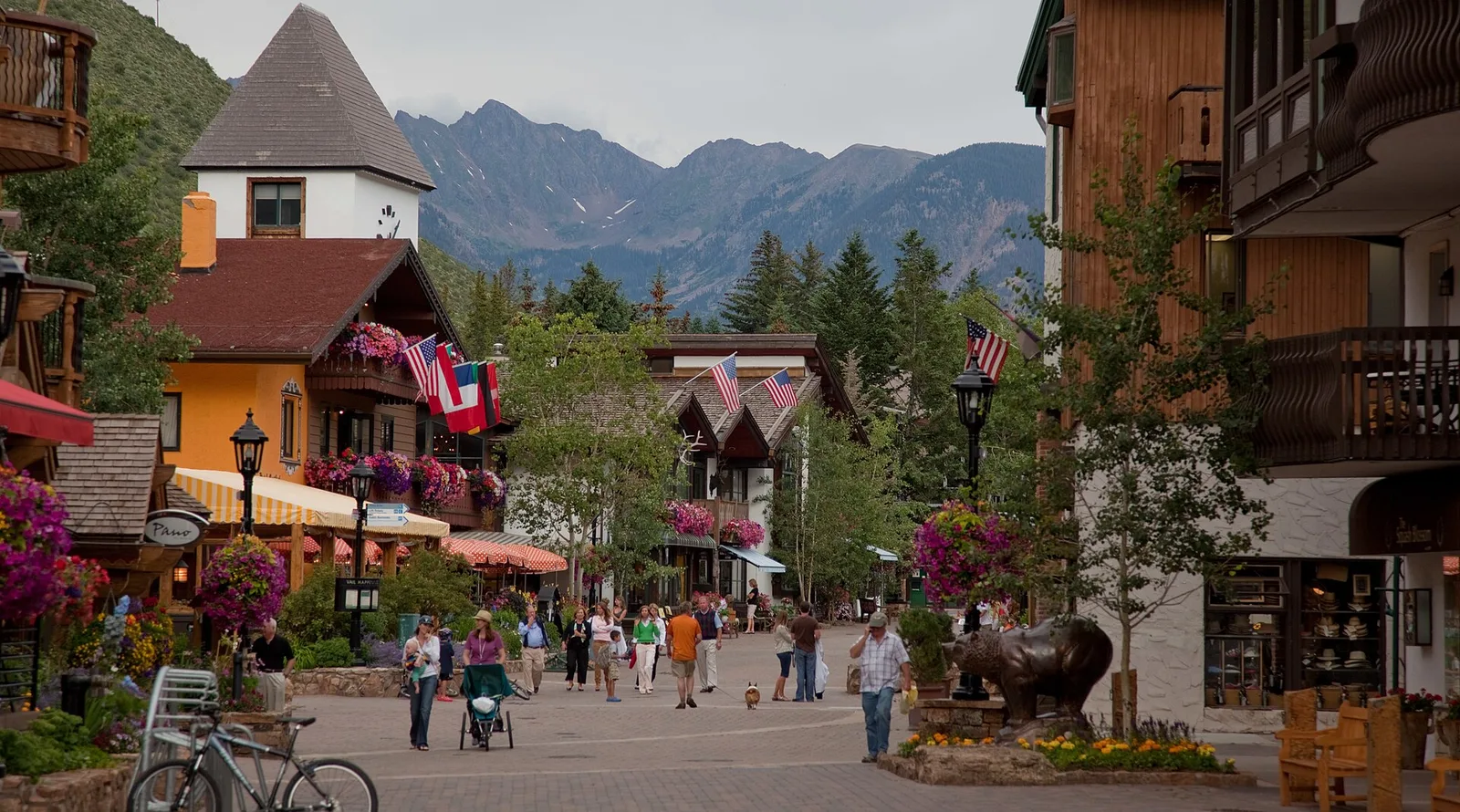 Gore Creek Drive Vail, CO — Vail airbnb marketing