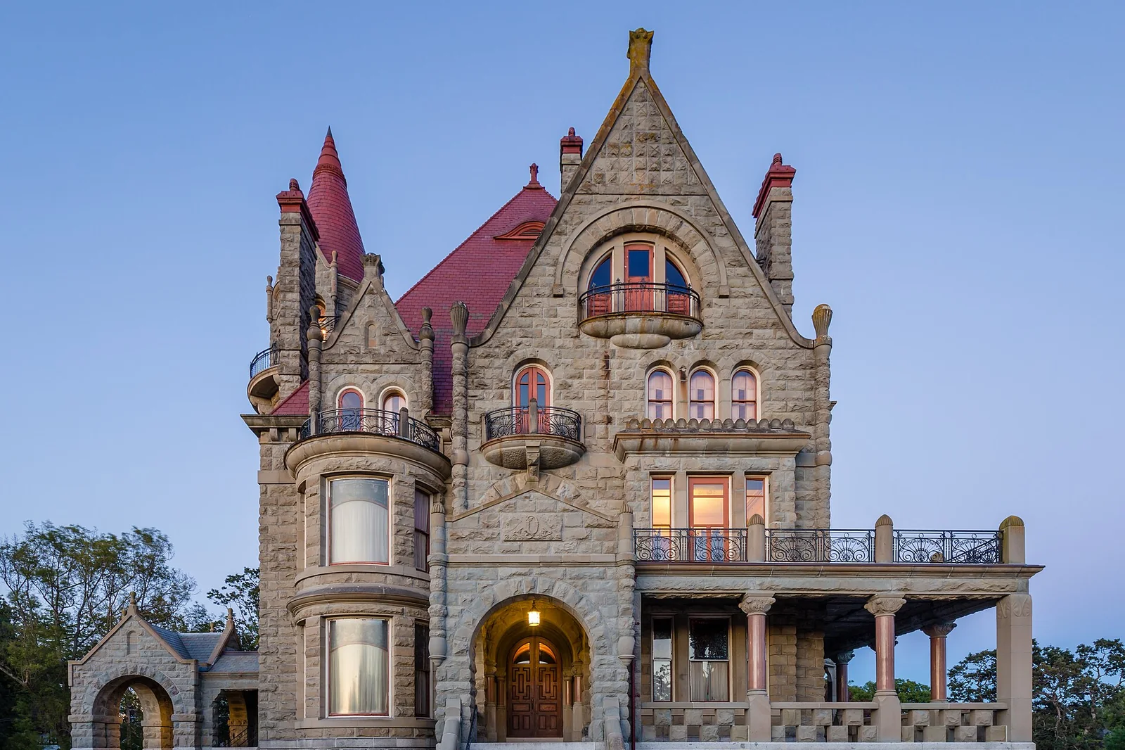 Craigdarroch Castle, Victoria — Victoria airbnb marketing