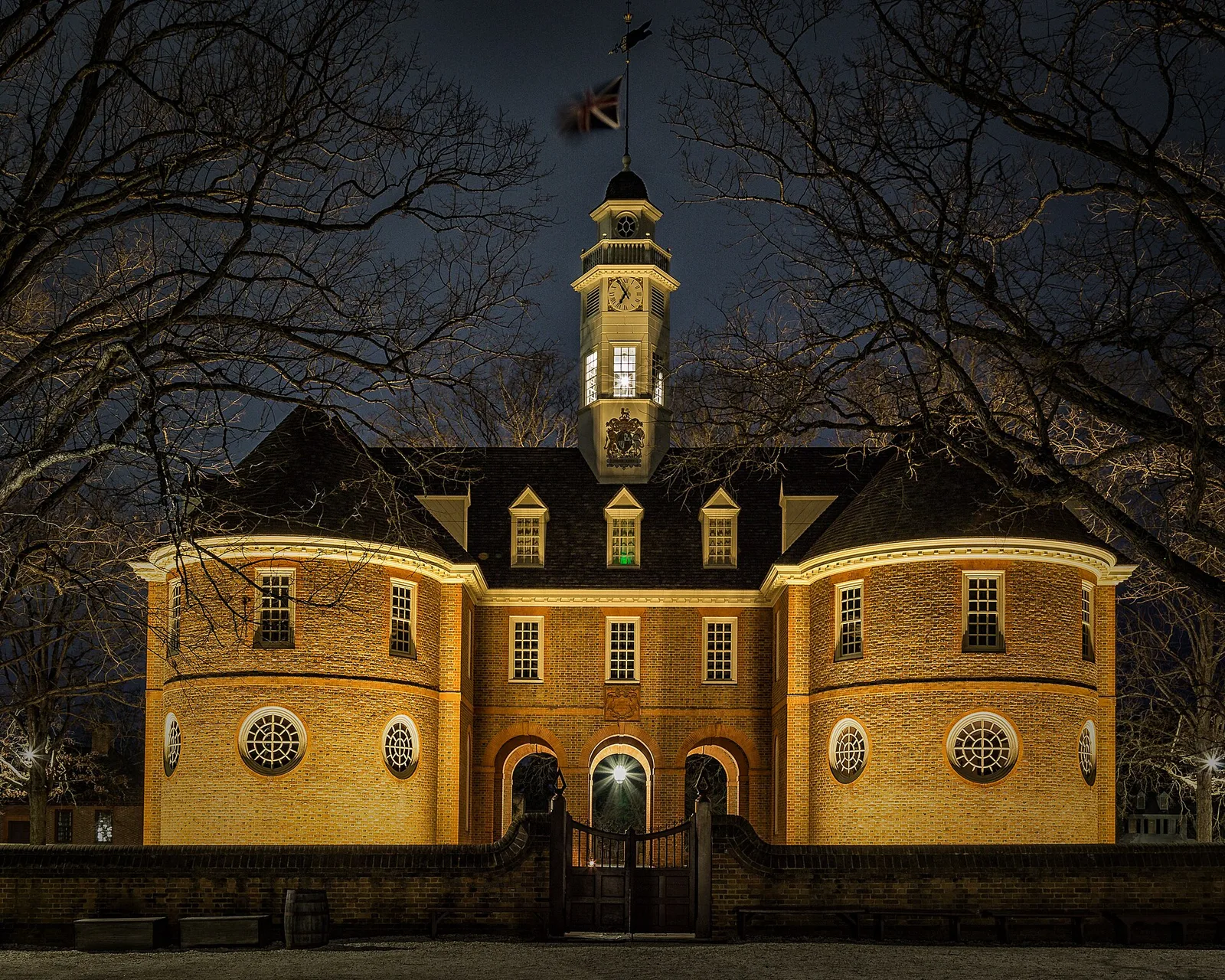 Colonial Williamsburg at Night — Williamsburg airbnb marketing