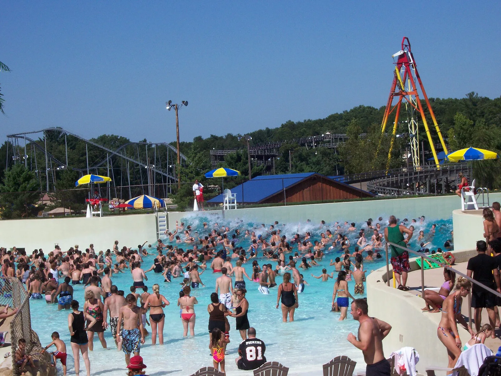 PoseidonsRageSurfPoolMt.OlympusWater&ThemePark — Wisconsin Dells airbnb marketing