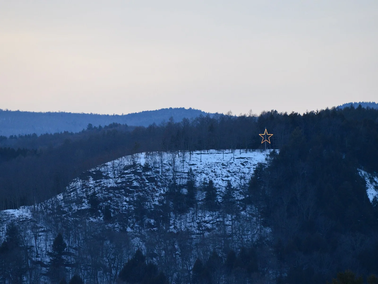 Mount Tom in winter — Woodstock airbnb marketing